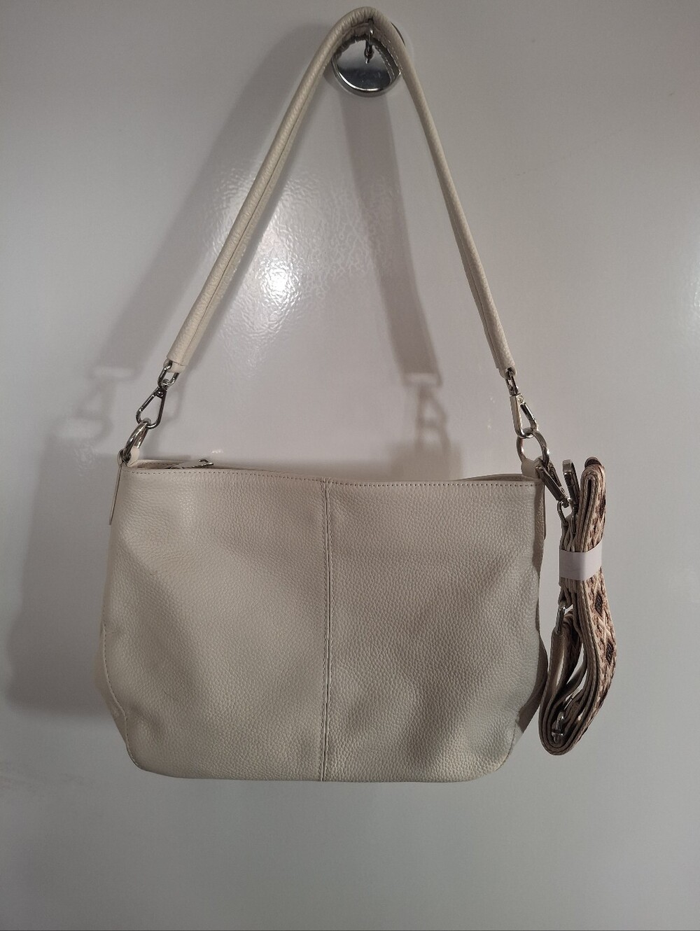 Contemporary Cream Leather Shoulder Bag with Detachable Strap